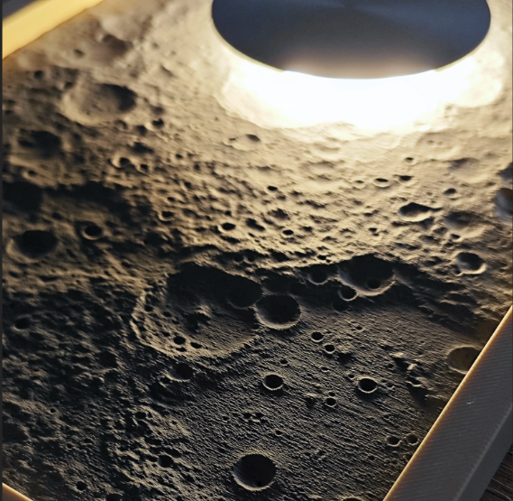 Moonscape Modern Frame Lamp Kit view 3